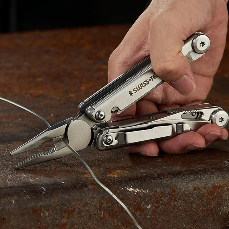 SWISS TECH 18 in 1 Multitool P - огляд і ціна Fishing Equipment Box
